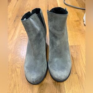 Sorel Women's Gray Ankle Booties